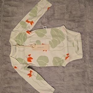 Granelito Organic Prima Cotton Baby Bodysuit Cream/Green Lily Pattern Sz 3-6m